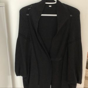 Lululemon clinch waist short sleeve knit sweater